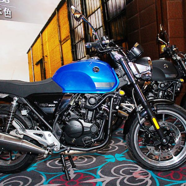 �������� SYM Ұ�� 300CC