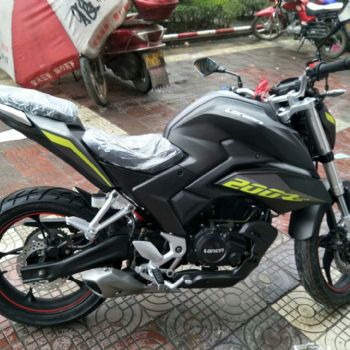  �޼�200R