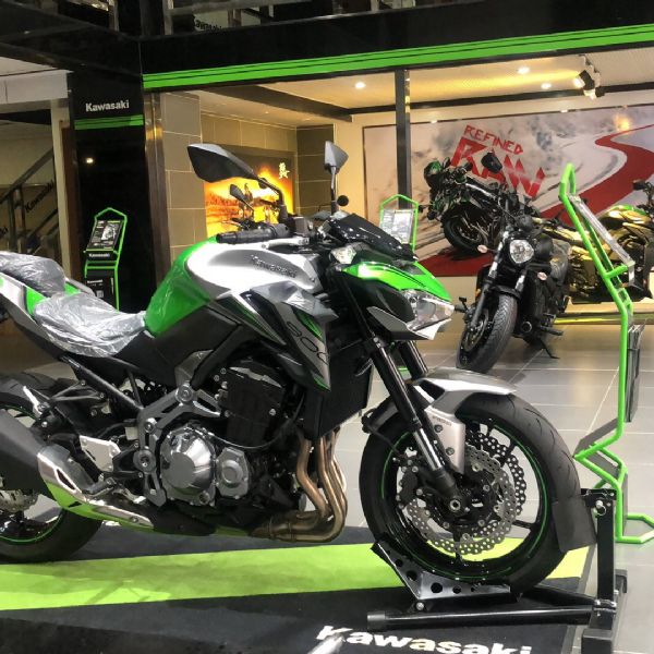  ����z900