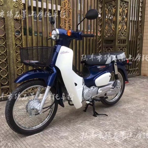 ȫ��2018�걾��Super Cub-110 ̤��Ħ�С�