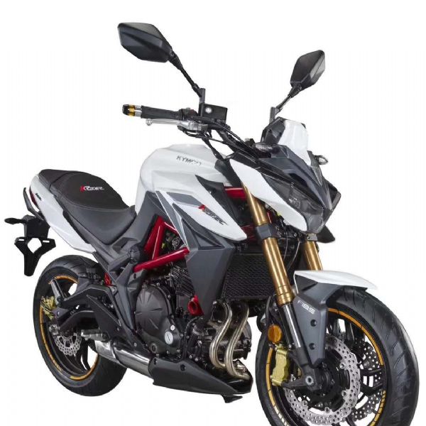 ����400
