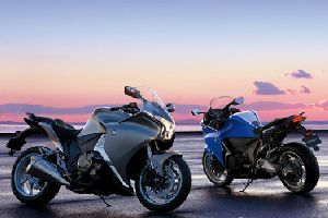 �����й� VFR1200F