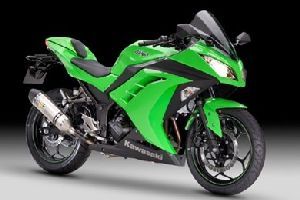 ���� ���� Ninja 300