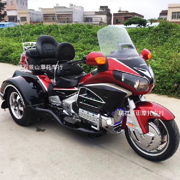 14�걾�����GL1800 Ѳ��Ħ��