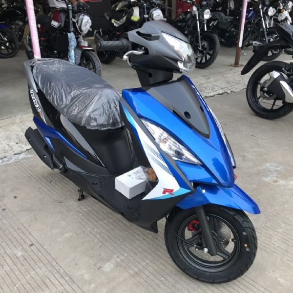 ������ľ����110̤�峵