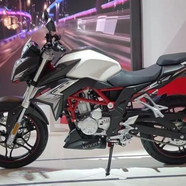 �޼�300R