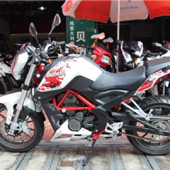 ������С����BJ250-15