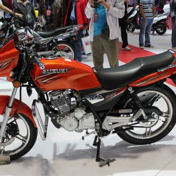 ������ľHJ125K-2A�˶���
