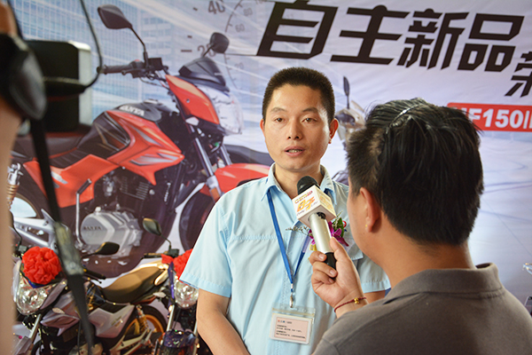 三雅公司新车UF150、F110下线仪式成功举行