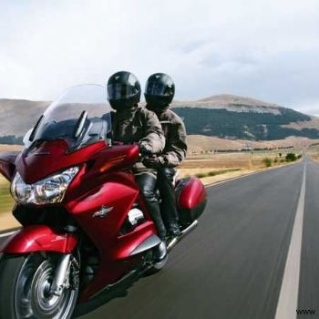 ����st1300