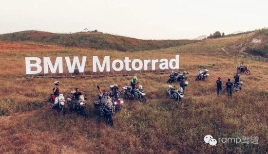 �ұ�һǧ�߰�̨BMWĦ�г���Χ�ˣ������һ�£�