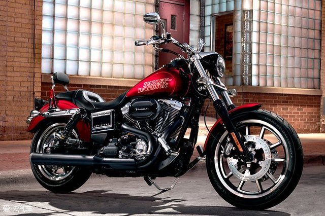 Sportster;Dyna;Softail;Roadster