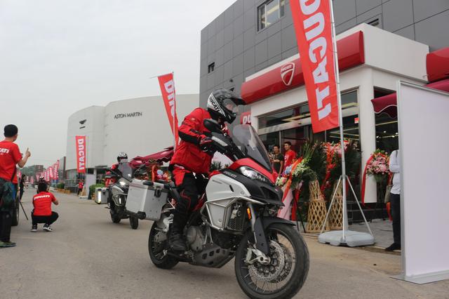 �й����Ķſ���Ħ�г��������仧�������