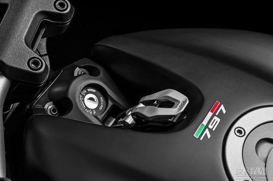 更亲民的“怪兽” Ducati Monster 797解析