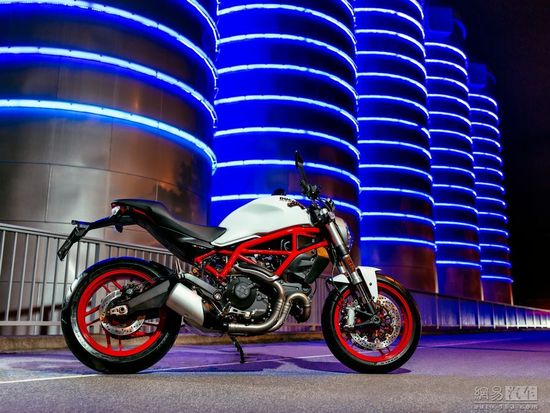 更亲民的“怪兽” Ducati Monster 797解析