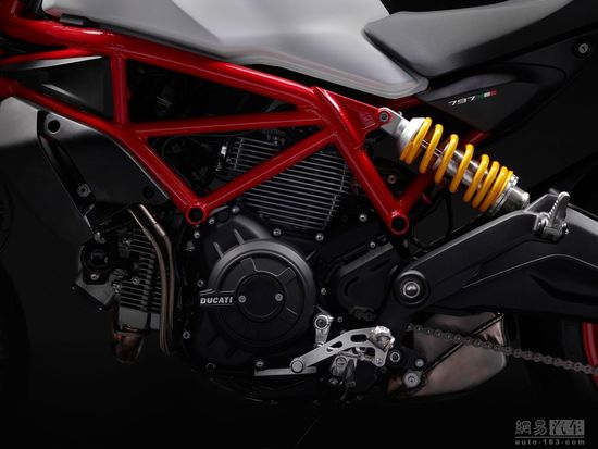 更亲民的“怪兽” Ducati Monster 797解析