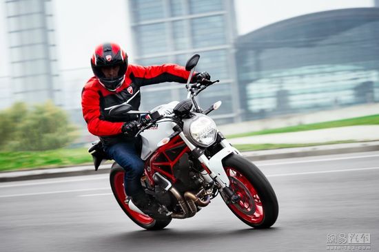 ������ġ����ޡ� Ducati Monster 797����