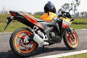 ���� ����CBR XL150-8