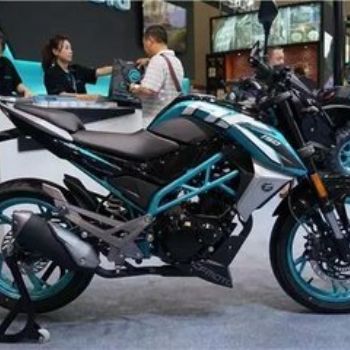 ����650