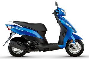 ������ľ  UR110T