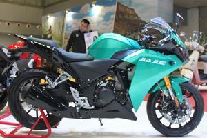 �ξ�  R15(250CC)
