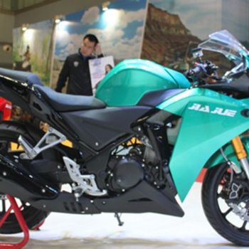 �ξ�R15(250CC)