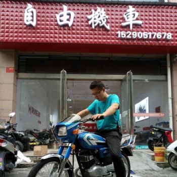 ���AX100