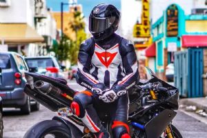 ������ Yamaha[YZR-R1]R1+DAINESE+AGV=��