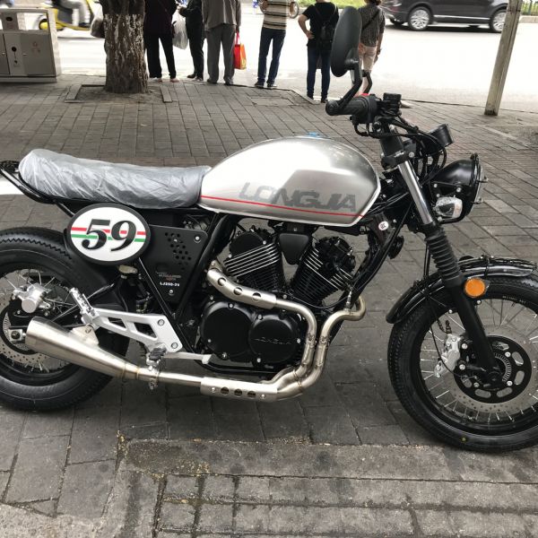 ���� V������LJ250-3V˫�׵��縴�ų���