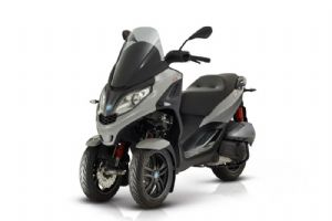 ������ PiaggioMP3 300 hpe Sport������MP3 300 hpe Sport�ֲ�ϸ��